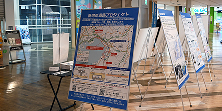 写真：パネル展の様子